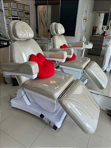 MACA POLTRONA ELÉTRICA LUXO  + MOCHO + LUPA EM LED DE ALUMINIO ARTICULADA + LOGO PERSONALIZADO DA SUA CLINICA + PLASTIFICAÇÃO  + RODINHAS E FREIOS