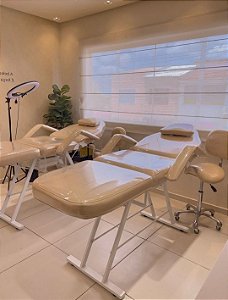 KIT COM DUAS MACAS POLTRONAS FIXA PLASTIFICADAS VARIAS CORES