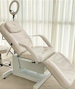 KIT MACA POLTRONA ELÉTRICA 3 MOTORES VARIAS CORES + COMANDO DE CONTROLE NO PEDAL + MOCHO NA COR DA SUA MACA ELÉTRICA + PLASTIFICAÇÃO + LOGO PERSONALIZADO DA SUA CLINICA + LUPA EM LED DE ALUMINIO ARTICULADA + RODINHAS E FREIO