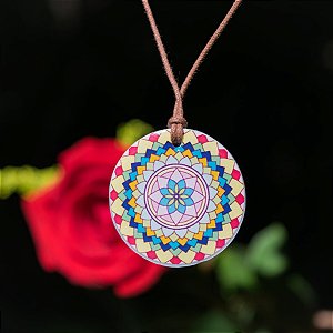 Colar Mandala da Alegria em Acrílico. Traga esse Poder pra Sua Vida!