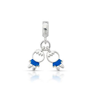 Berloque de Prata Dois Meninos Resina Azul