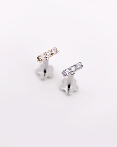 Piercing Labret Lilium - Ouro 14k