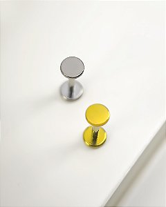 Piercing Labret com Disco Liso - Titânio