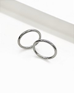 Piercing Argola Lisa – Titânio | Par para Lóbulo