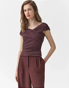 BLUSA OMBRO FRANZIDO CAFÉ