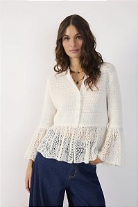 CASAQUETO TRICOT DETALHE RENDA OFF
