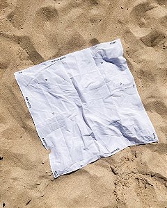 lenços quadrados palavras escritas