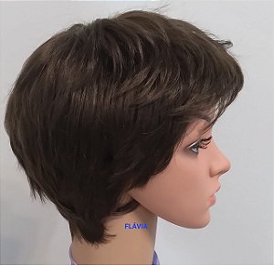 PERUCA LETICIA DE FIBRA COR CASTANHO CLARO
