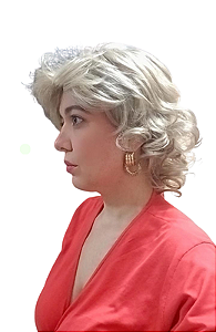 Peruca Mirtes loira cabelo organico tamanho curto