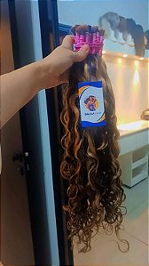 Cabelo cacho indiano 65cm morena iluminada 100G