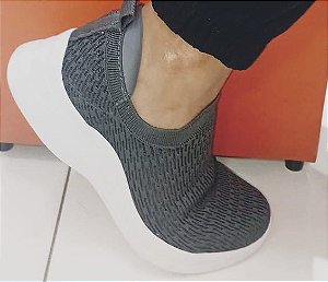 Tênis Knit Cinza / Branco