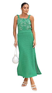 SAIA COM FENDAS LATERAIS