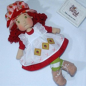 Boneca Artesanal Moranguinho