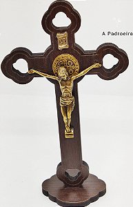 Crucifixo de mesa em madeira