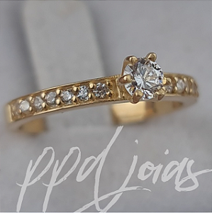 Solitário Cravejado - Moeda Antiga