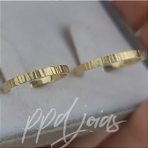 Par de Aliança Rustica Slim (2mm) - Ouro 18k