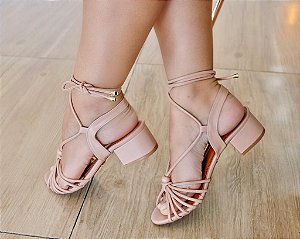 Sandalia salto quadrado baixo de amarrar Clearance