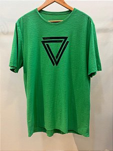 T-Shirt Masculina Silk Serotonina Verde