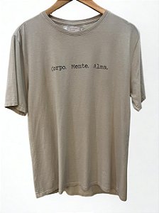 T-Shirt Masculina Silk Corpo Mente Alma Areia