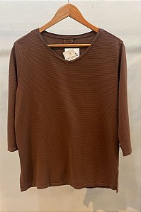 Blusa Relevo 3/4 Marrom