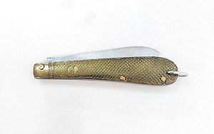 Canivete Corneta Recartilhado Escama de Peixe 9250 Cabo Latão Lâmina Aço Carbono Original Modelo Cutelaria Corneta Antigo