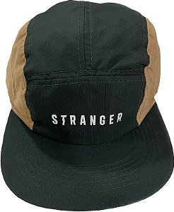 Boné Five Panel Stranger
