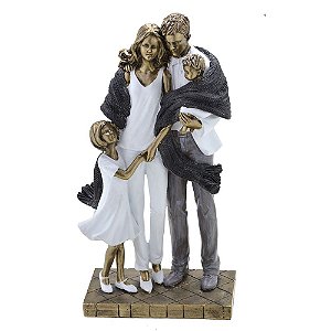 ESCULTURA DECORATIVA COM CASAL DE FILHOS