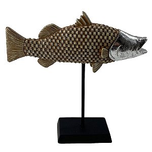 PEIXE DECORATIVO DE RESINA MARROM E PRATEADO COM BASE PRETA