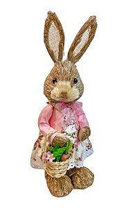 Coelha de Palha com vestido florido e cesta de flores