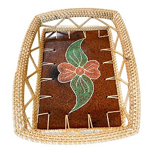 BANDEJA RETANGULAR RATTAN E CERAMICA FLORAL PINTADA A MAO 2