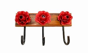 CABIDEIRO DECOR COM 3 FLORES DE METAL VERMELHA P E MADEIRA