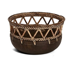 CENTRO DE MESA EM MADEIRA E RATTAN COR MARROM MART 21cm