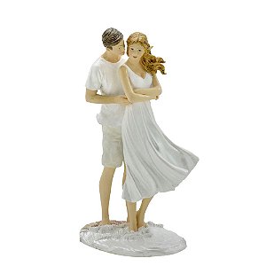 ESCULTURA CASAL DECORATIVO EM RESINA BEGE E BRANCO 23cm