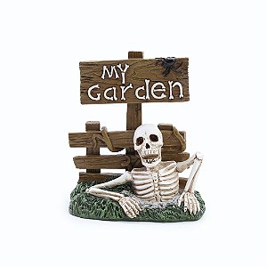 ESCULTURA DE RESINA MEU JARDIM ASSUSTADOR HALLOWEEN