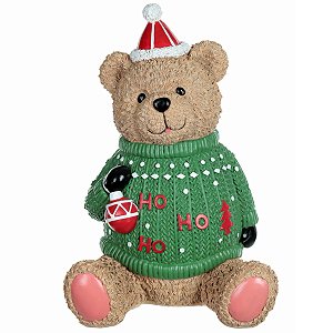 ESCULTURA URSO NATALINO C CASACO EM RESINA VERDE E VERM 21CM