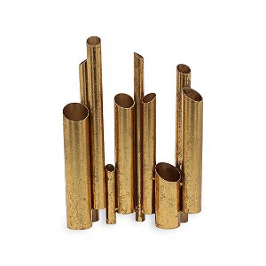 VASO EM METAL GEOMETRICO DOURADO MART 37CM