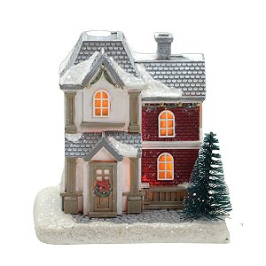 CASA NATALINA EM RESINA VERMELHA E CINZA COM LUZ DE LED 11CM