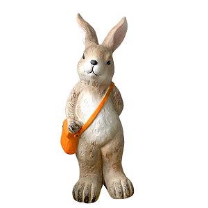ESCULTURA COELHO DECORATIVO COM BOLSA LARANJA  - 53cm