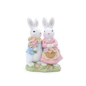 ESCULTURA COELHOS DECORATIVO RESINA C/FLORES E CESTA