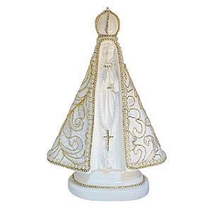 ESCULTURA NOSSA SRA APARECIDA BRANCA TRABALHADA EM BORDADO DOURADO 28CM
