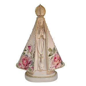 ESCULTURA NOSSA SRA APARECIDA DECOUPADA COM PEROLAS DE CAFÉ 28CM