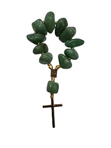 Terço Decorativo com Pedras Naturais Verdes e Cruz Dourada