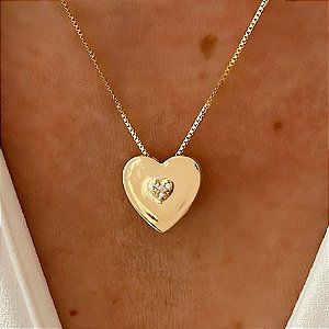 Colar Coração Liso com Detalhes de Cristais Banhado a Ouro 18k