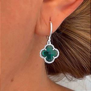 Brinco de Argola Mini Trevo Verde Turmalina Banhado a Prata