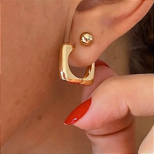 Brinco de Argolinha Lisa Mini Quadrada Banhado a Ouro 18k