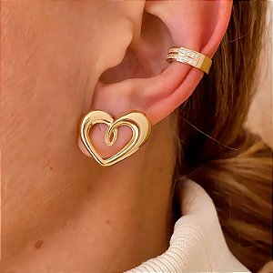 Brinco Orgânico Coração Vazado Grid Banhado a Ouro 18k