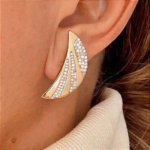 Brinco Meia Lua com Zircônias Siena Banhado a Ouro 18k