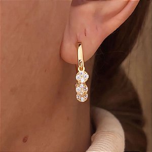 Brinco de Argolinha Pingente com Zircônias Rise Banhado a Ouro 18k