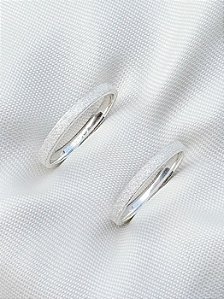 Par de Aliança Diamantada 2mm - Prata 950