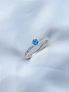 Anel Solitário Romantic Azul - Prata 950